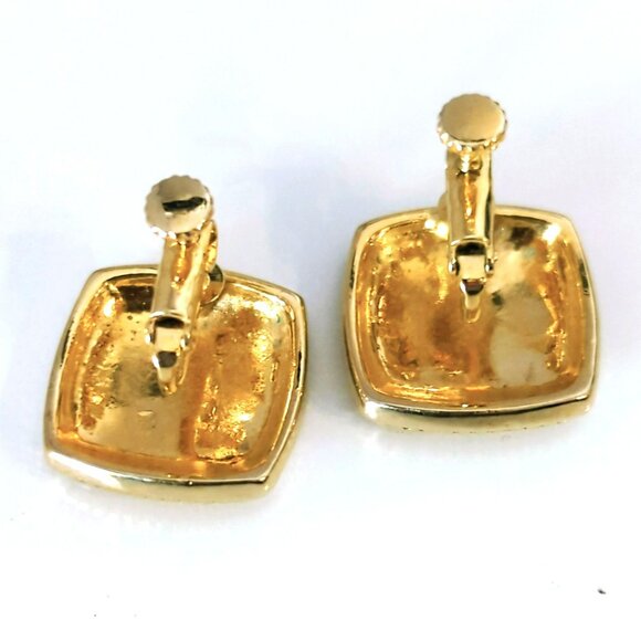 Vintage Gold Tone Square Floral Design Screw Back Earrings - Picture 4 of 4